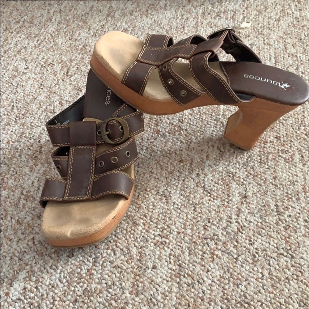 Maurices sandals